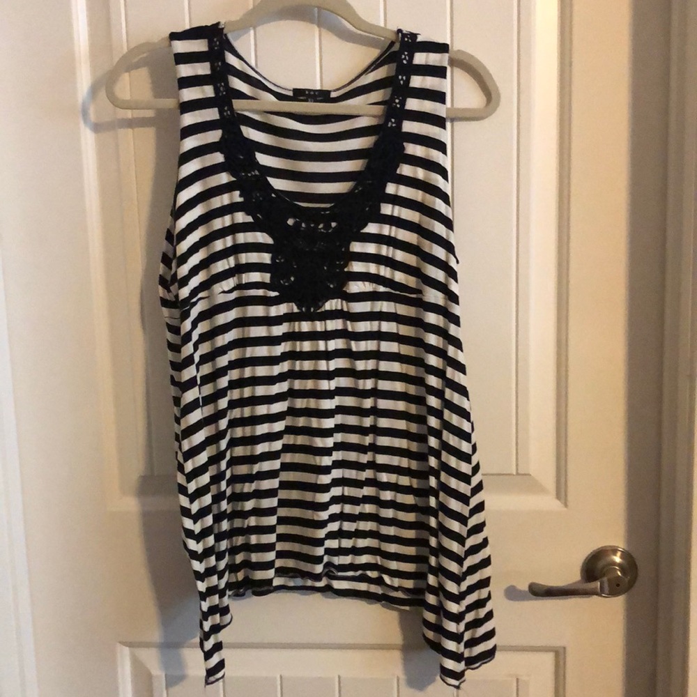 Sleeveless Shirt